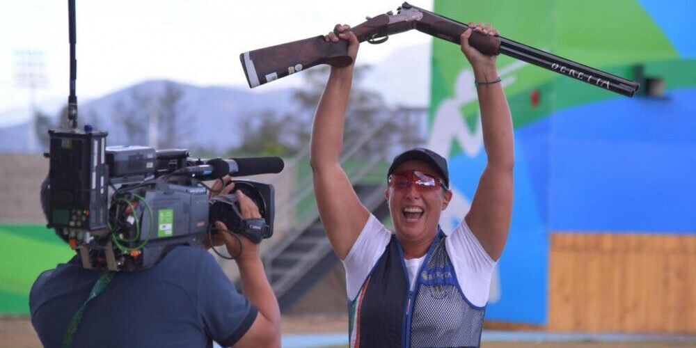 Oro per la tiratrice Diana Bacosi a Parigi 2024. È la terza medaglia olimpica, la prima di squadra