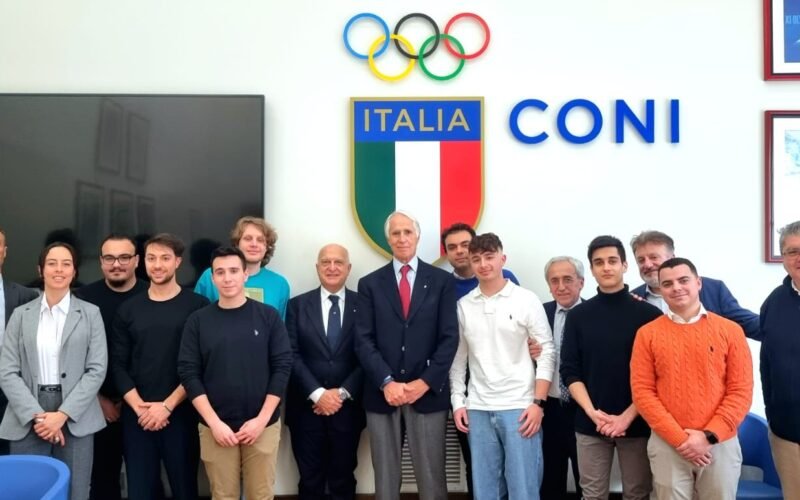 Professionalità, studio e formazione. Incontro al CONI con il presidente Malagò
