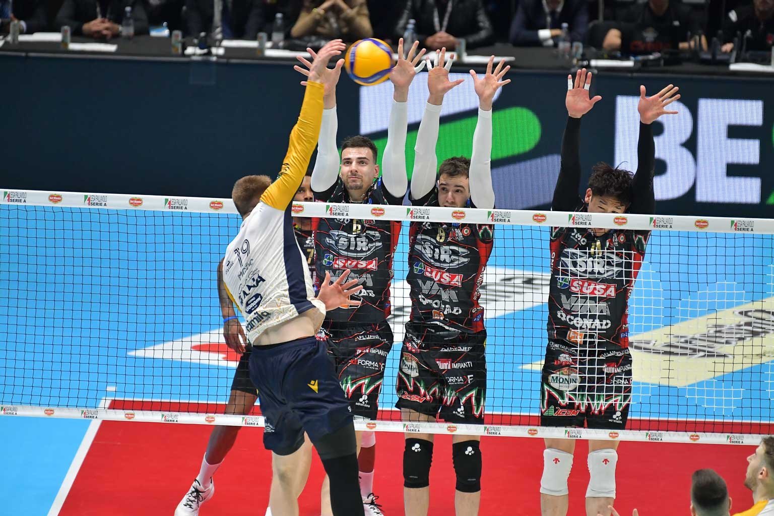 Volley. SIR Susa Vim Perugia eliminata dalla Coppa Italia. Rana Verona Volley in Finale