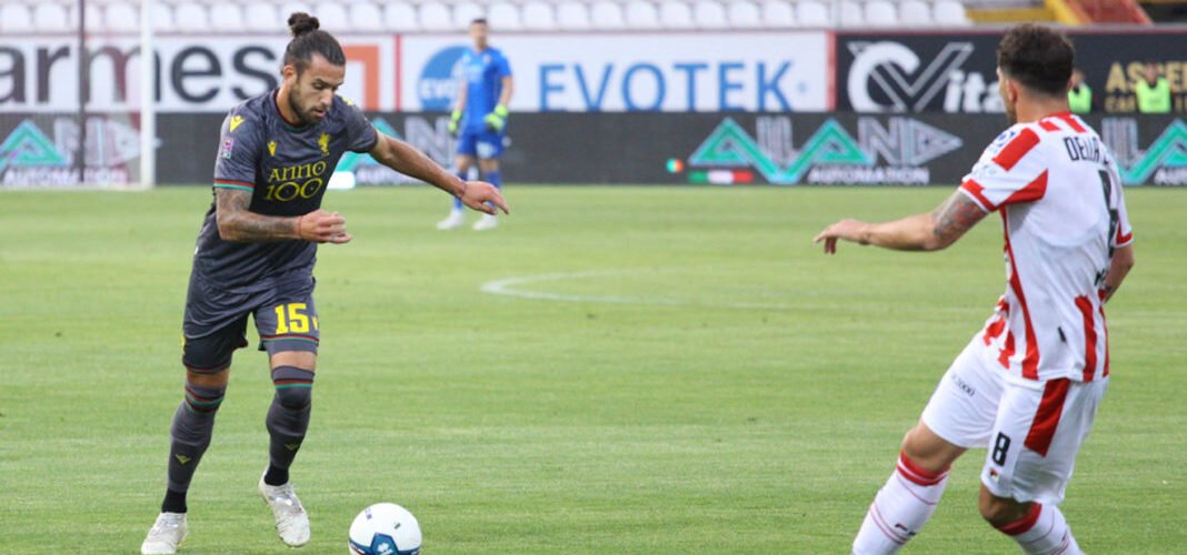 Playoff Serie C: il Vicenza e una Ternana ridotta all’osso si annullano, il primo round finisce 0-0