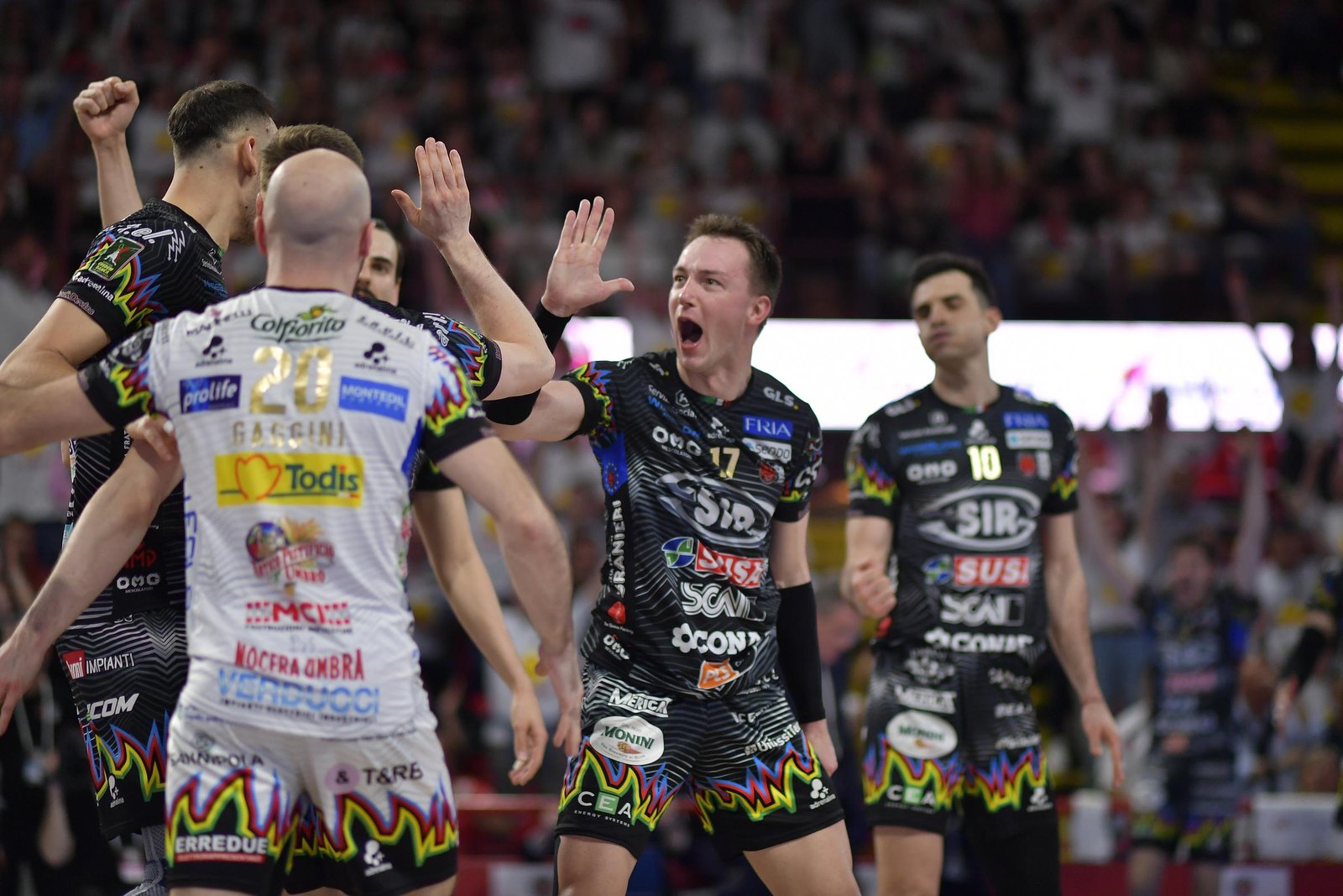 Perugia vola in finale Scudetto: Piacenza battuta 3-1 in un PalaBarton bollente