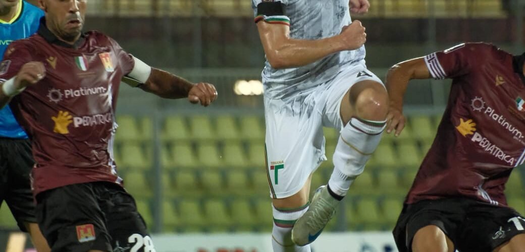 Serie C, il Livorno fa festa: 1-0 alla Ternana. Liverani, esordio da incubo!