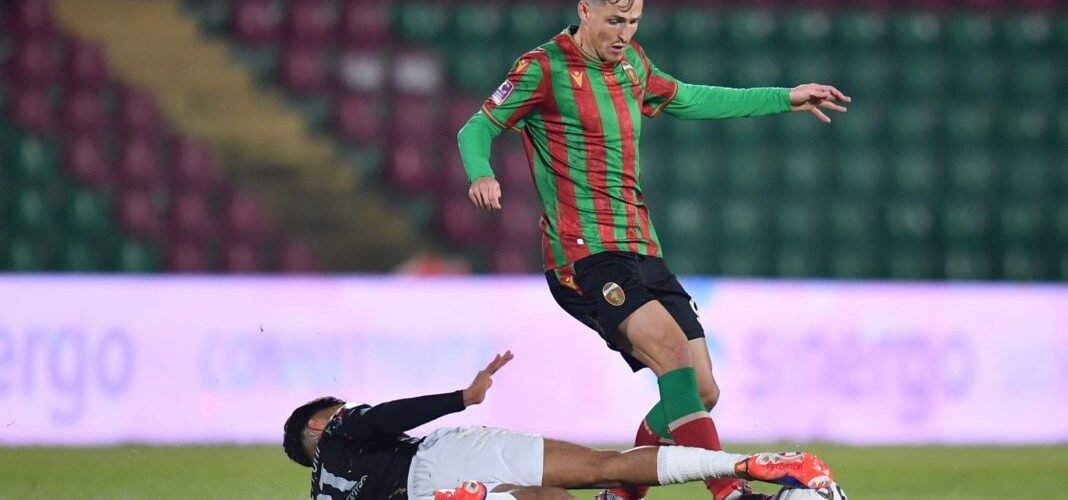Serie C, Ternana Vis Pesaro 1-1: spettacolo e rimpianti al Liberati. Liverani: «Dobbiamo essere più concreti sotto porta»