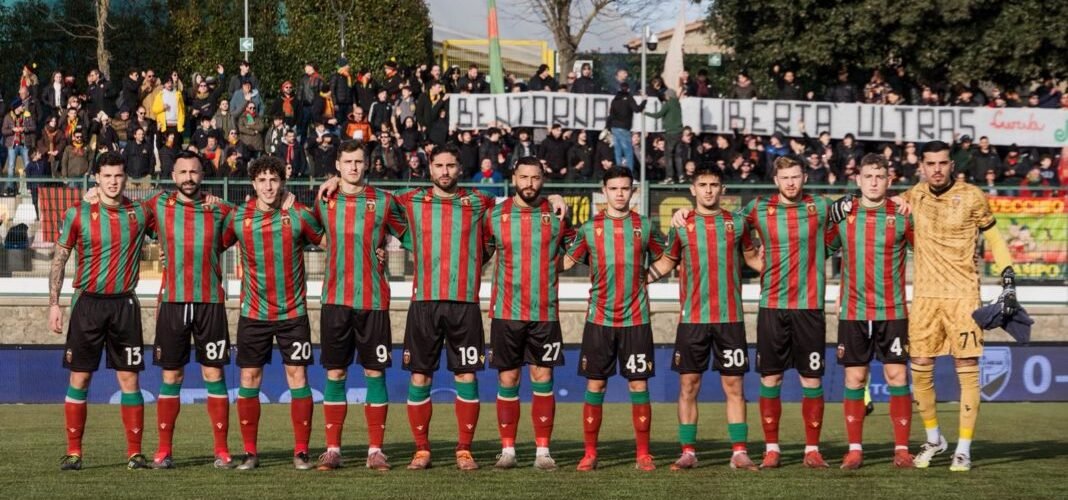 Serie C, la Ternana non passa col rosso (0-0). Ma Liverani: «Grande partita di sacrificio, non abbiamo concesso nulla»