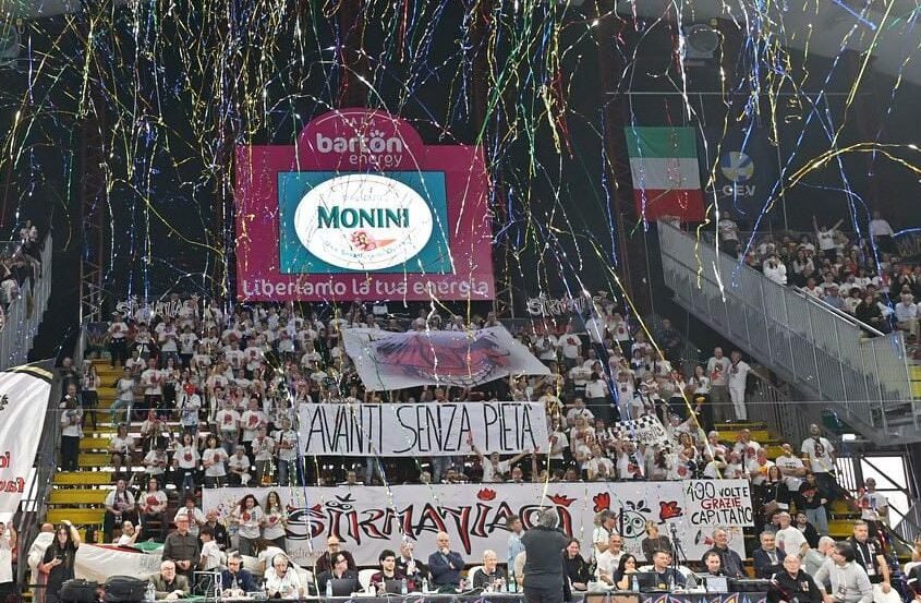 I Sirmaniaci, un nuovo concetto di tifoseria nella Pallavolo intervista a Gianni Eraclei