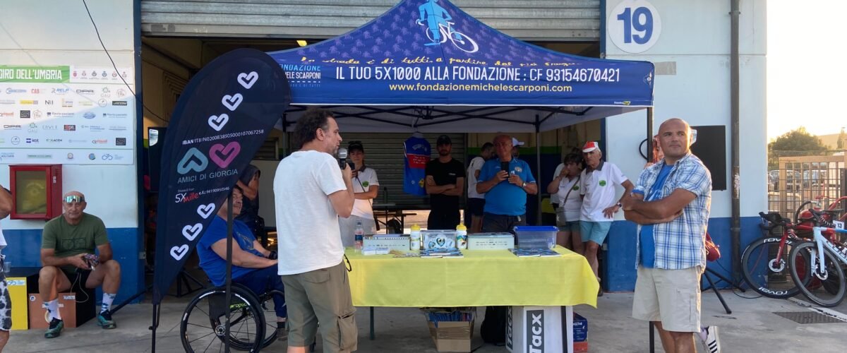 Giro dell’Umbria al via da Magione: in gara per lo sport e la vita con la Fondazione Scarponi