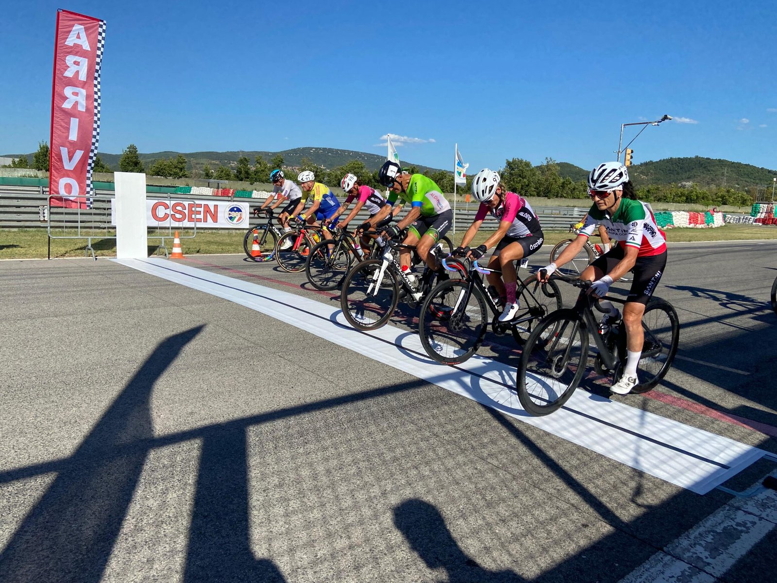 Giro dell’Umbria, Basile e Calgreti protagonisti nella prima tappa a Magione